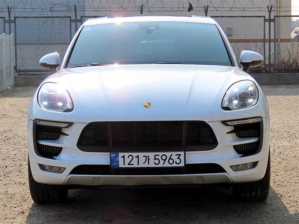 마칸 가솔린 3.0 GTS 2018년식