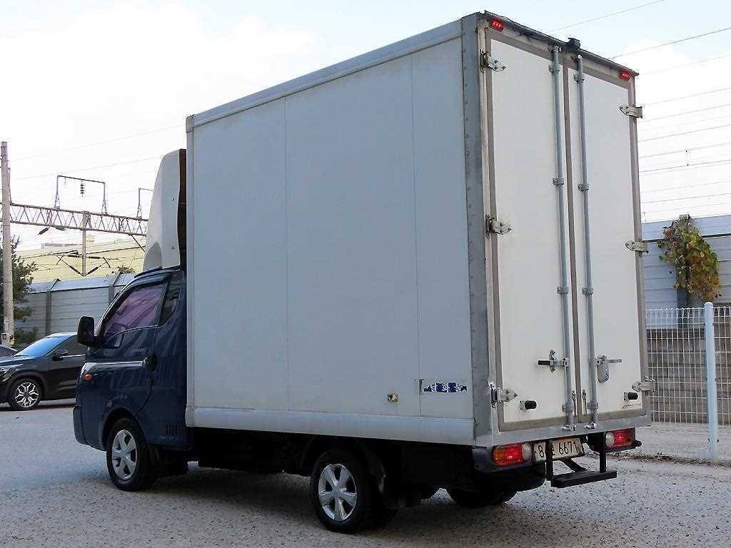 Hyundai Porter Super Cab/ Long Wheelbase CRDi 4