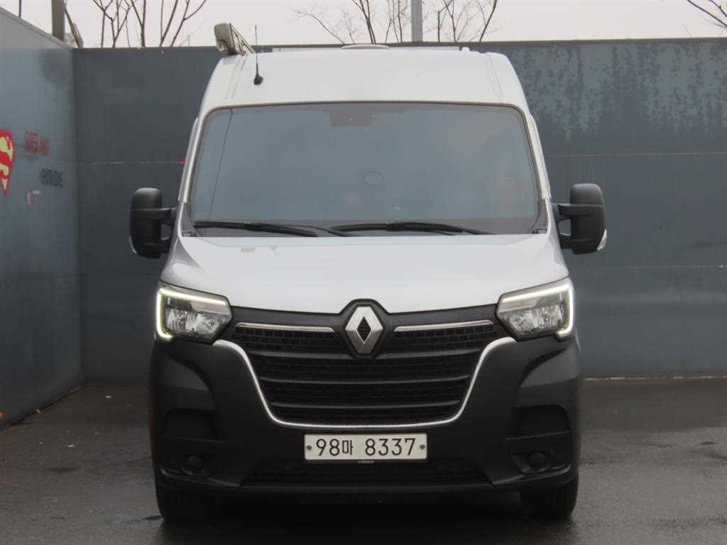 Renault Master Camping Car 3
