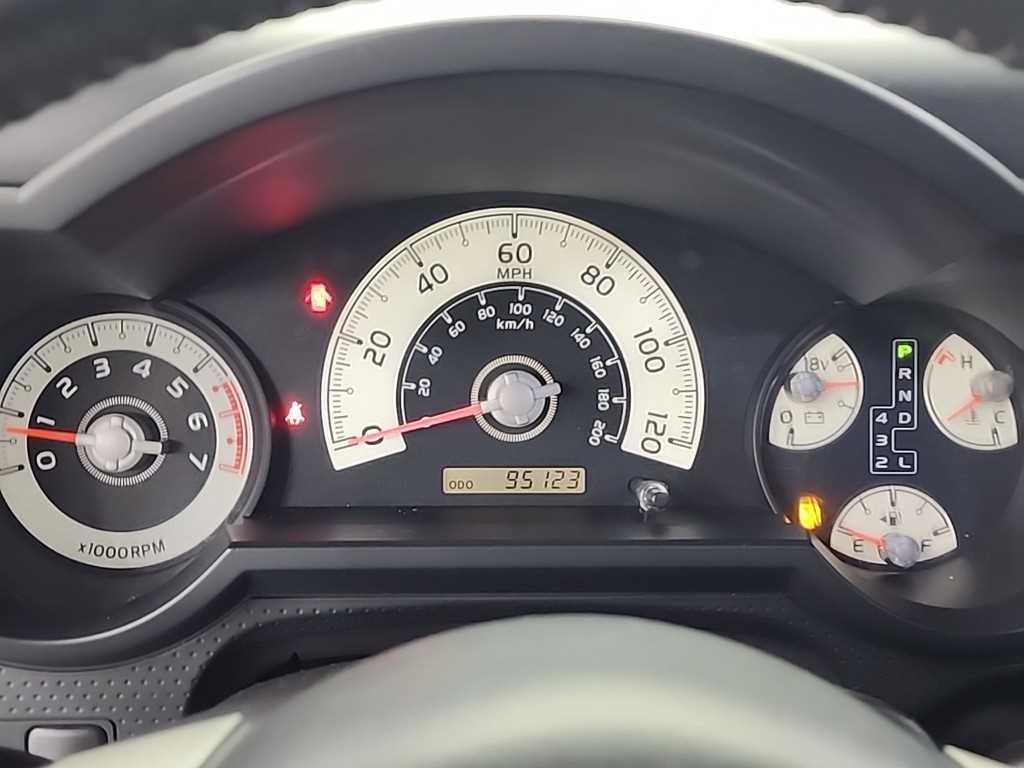 Toyota FJ Cruiser 4WD V6 7