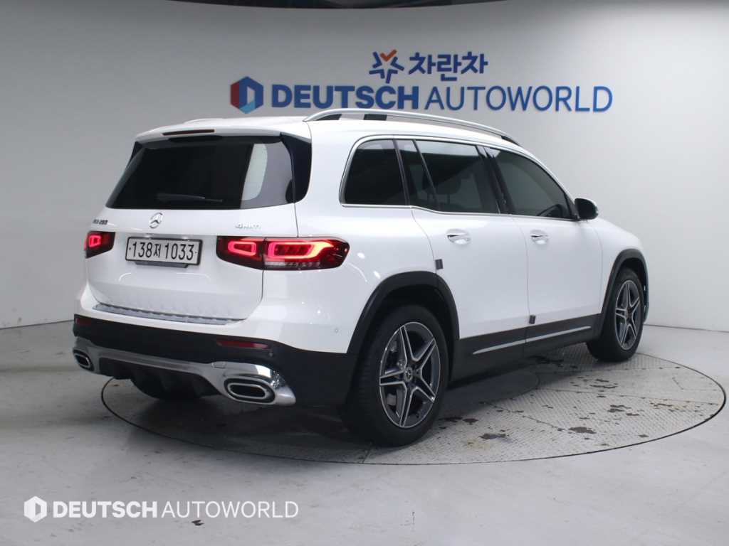 벤츠 GLB 클래스 GLB 250 4MATIC 사진 2/20