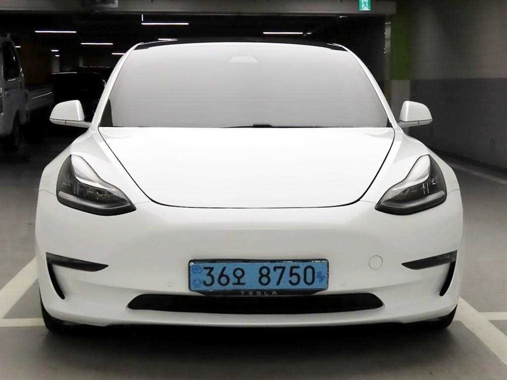 Tesla Model 3 Long Range