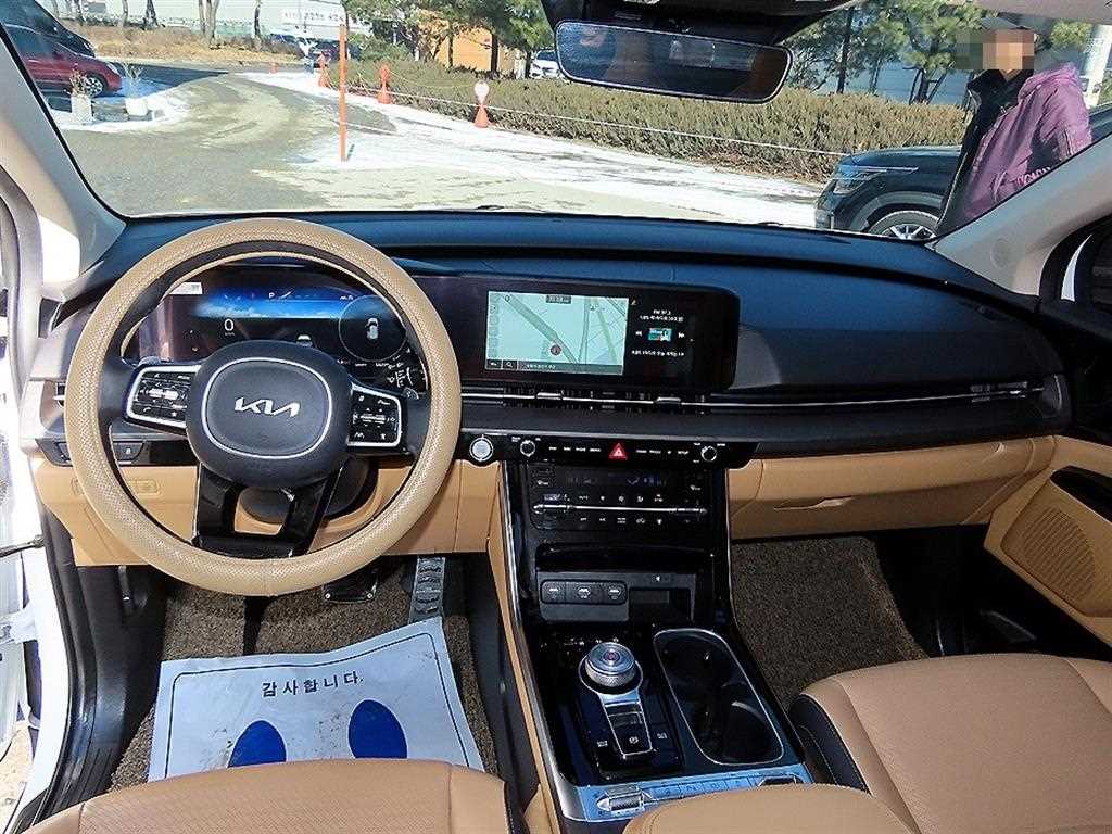 Kia Carnival Diesel Signature 8