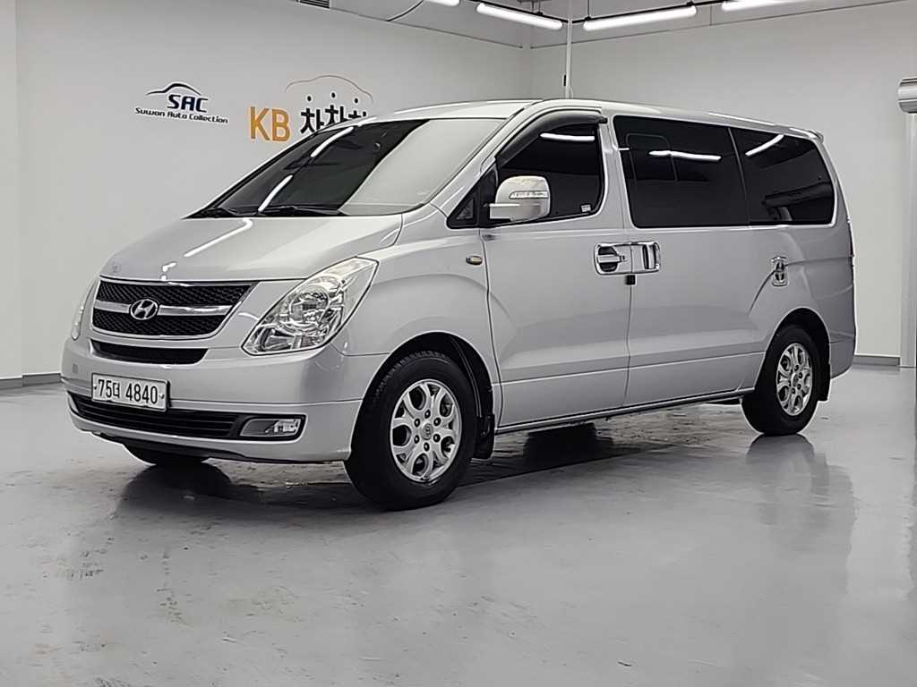 Hyundai Starex Wagon CVX Luxury