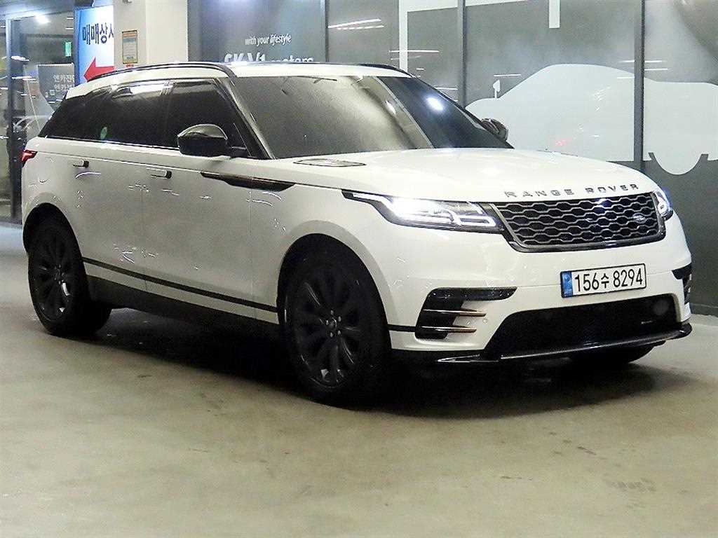레인지로버 벨라 3.0 P400 R-다이나믹 SE 2022년식