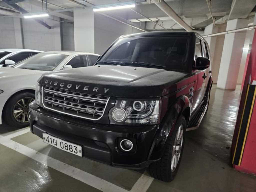 Land Rover Discovery 3.0 SDV6 SE 2