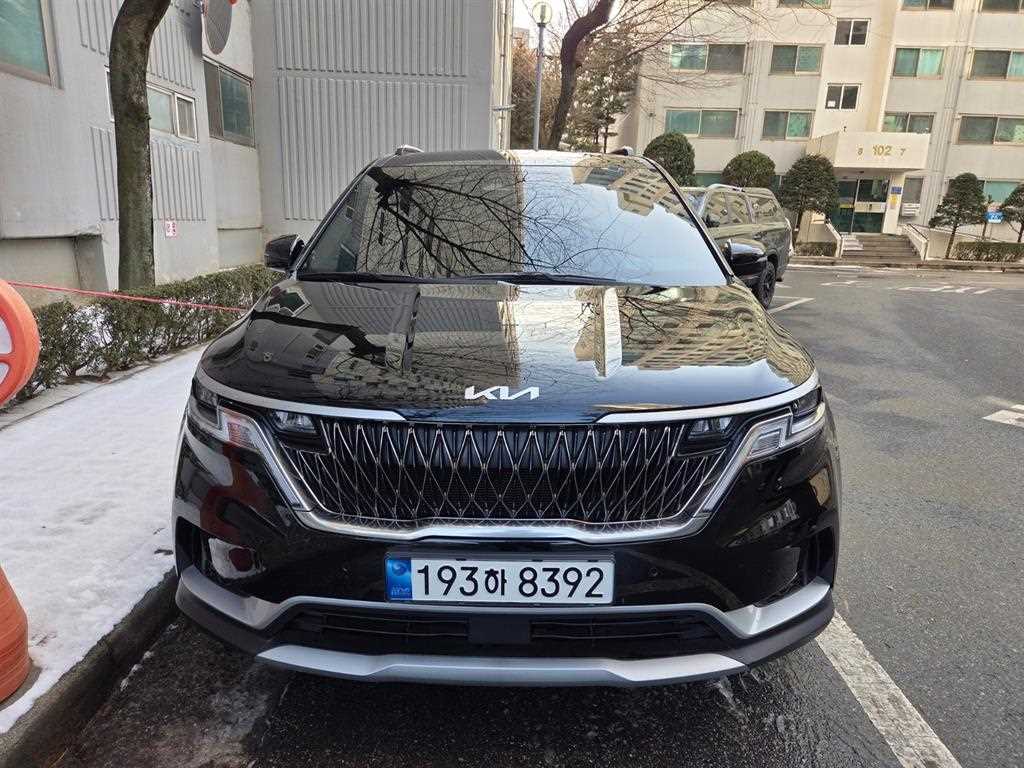 Kia Carnival Diesel Prestige 2