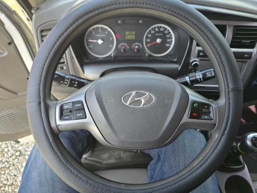 Hyundai Porter Super Cab/ Long Wheelbase CRDi 10