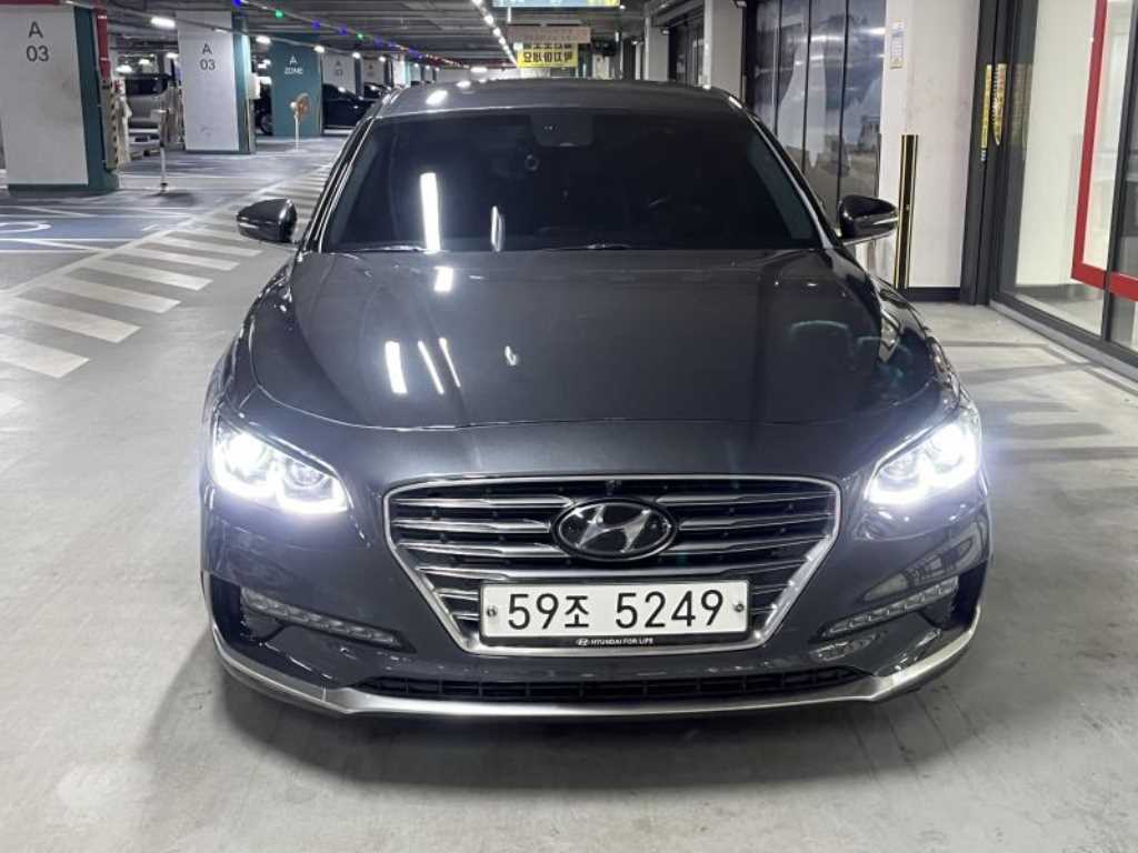 Hyundai Grandeur Exclusive Special 2