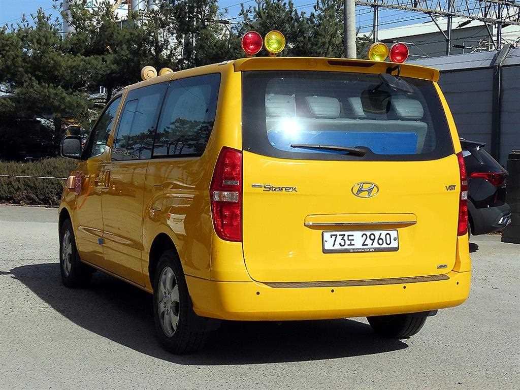 Hyundai Starex 4WD CVX Luxury 4