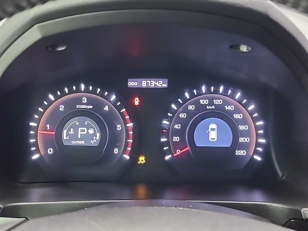 KG Mobility (Ssangyong) Korando 2WD 2.0 CVT Premium Type 7