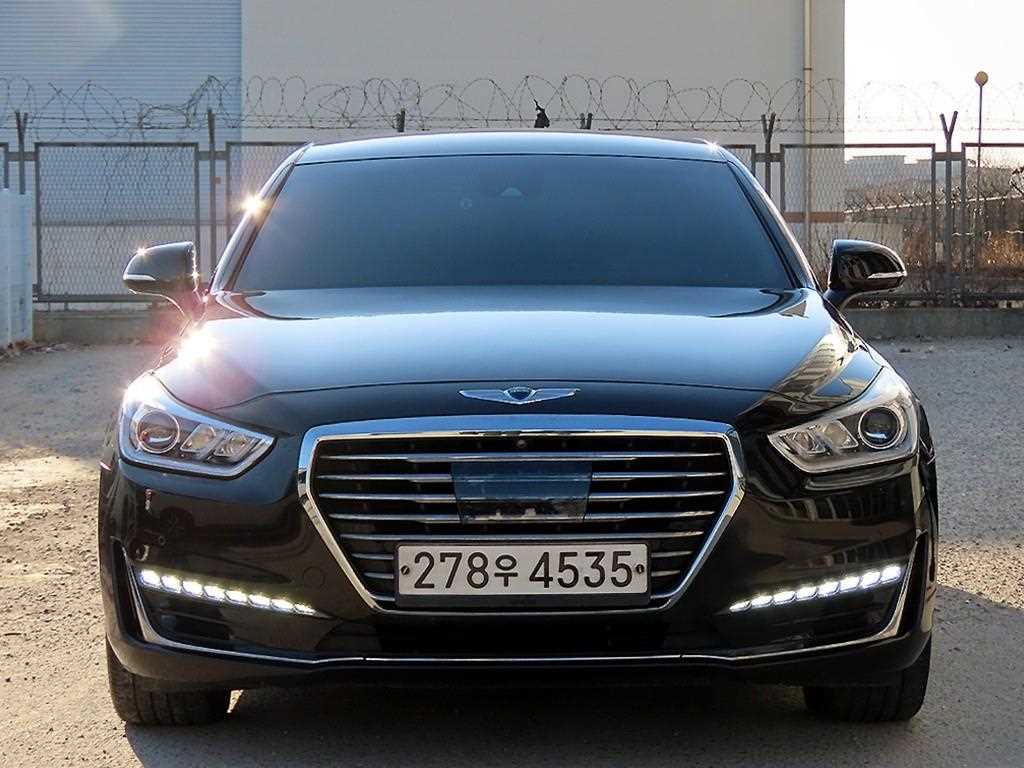 EQ900 3.8 GDI AWD 프리미엄 럭셔리 2018년식