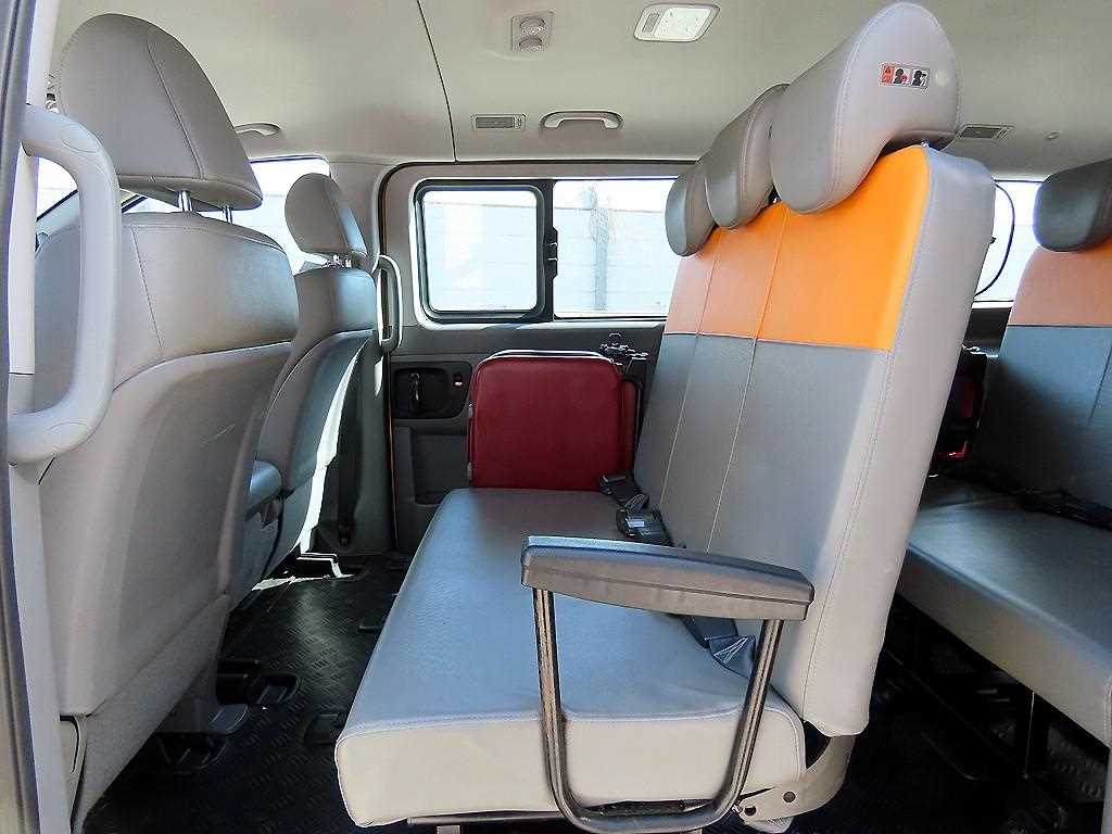 Hyundai Starex 4WD CVX Luxury 7