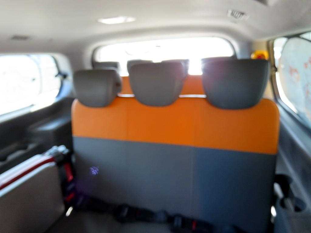 Hyundai Starex 4WD CVX Luxury 8