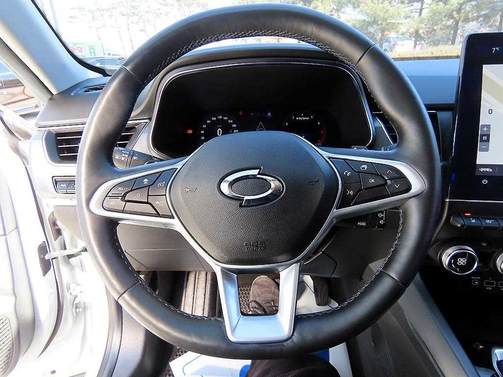 Renault XM3 1.3 TCe RE Signature 9