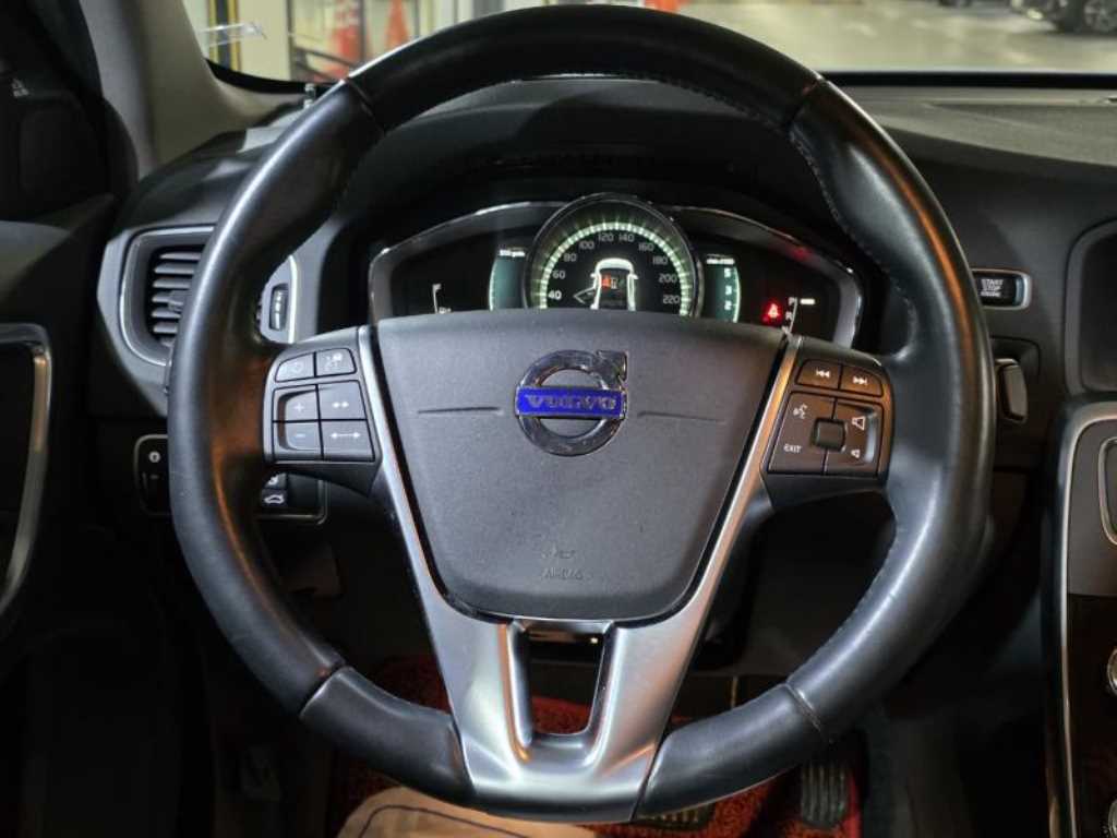 Volvo S60 D3 10