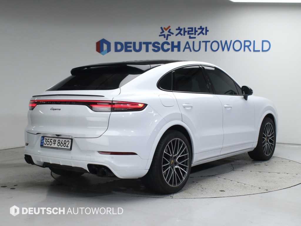 포르쉐 카이엔 3.0 쿠페 사진 2/20