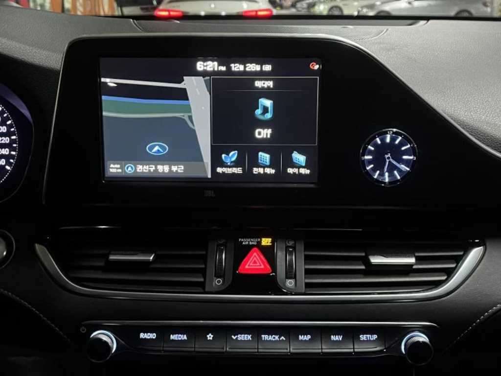 Hyundai Grandeur Exclusive Special 8