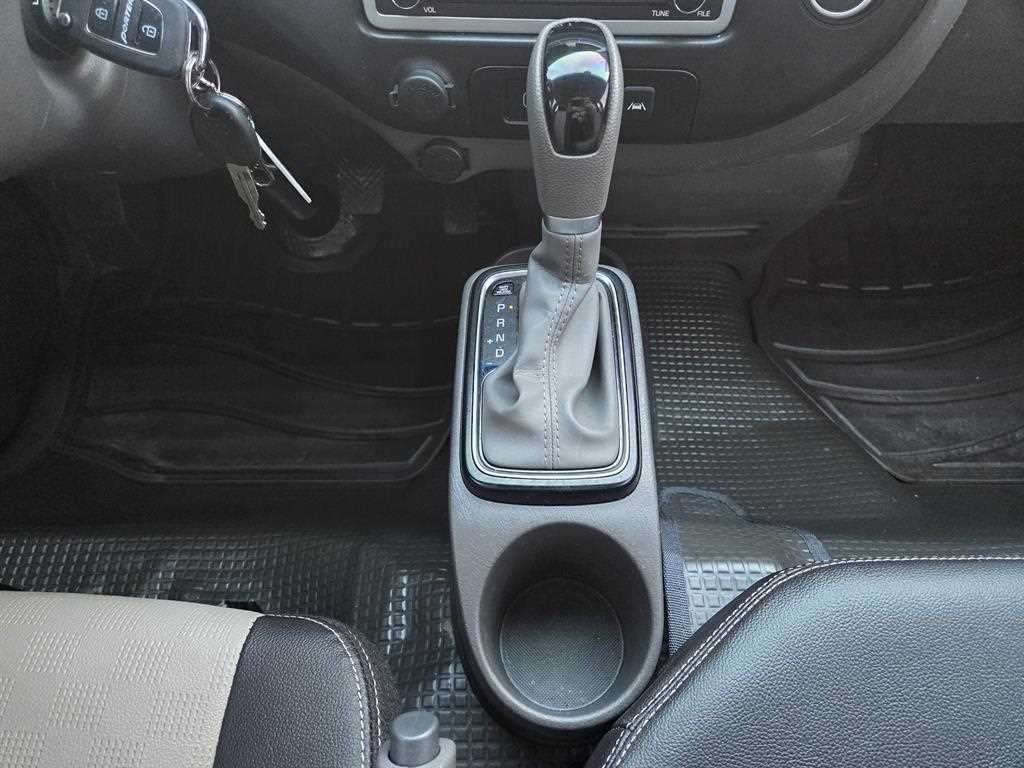 Hyundai Porter Super Cab/ Long Wheelbase Smart 9