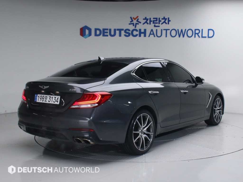 제네시스 G70 2.2D 슈프림 사진 2/20
