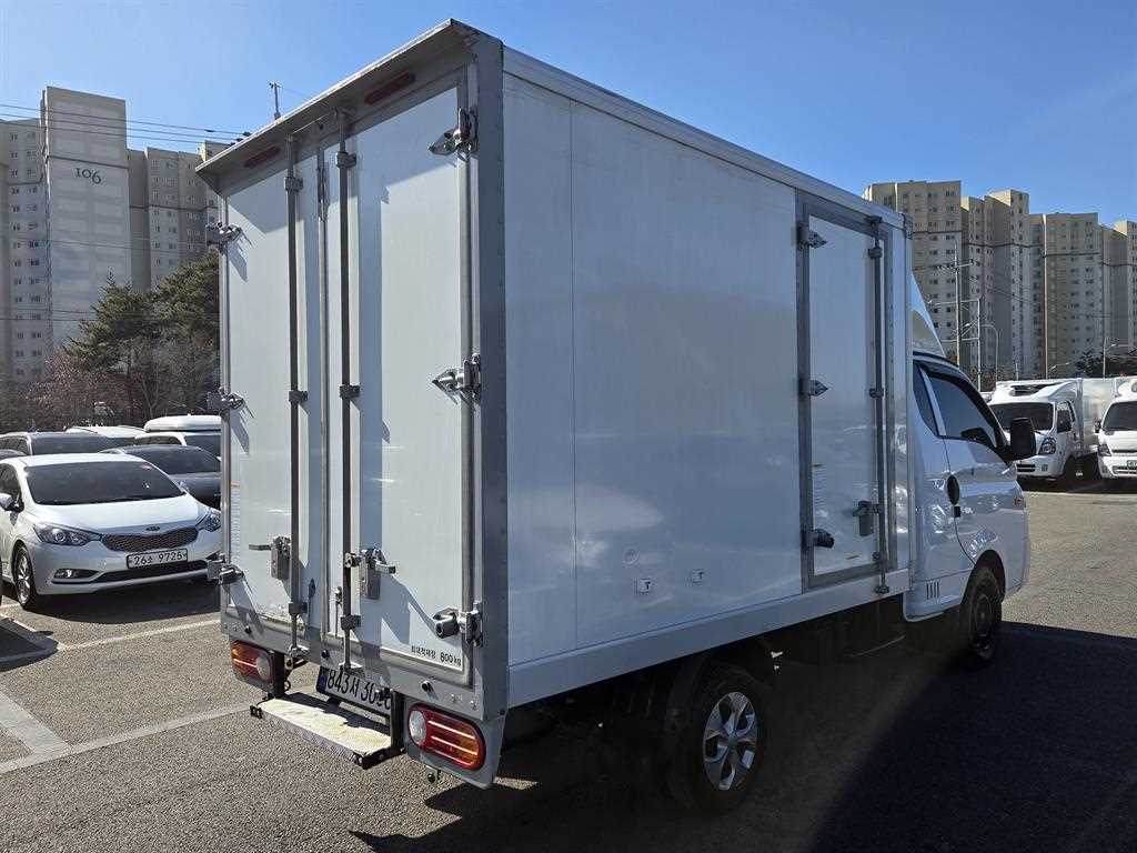 Hyundai Porter Super Cab/ Long Wheelbase Smart 3