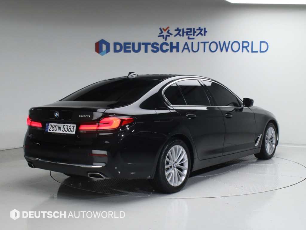 BMW 5시리즈 520i 럭셔리 사진 2/20
