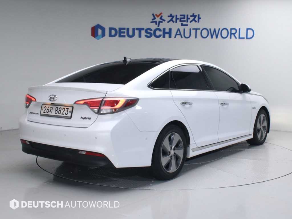 현대 쏘나타 2.0 프리미엄 스페셜 사진 2/20