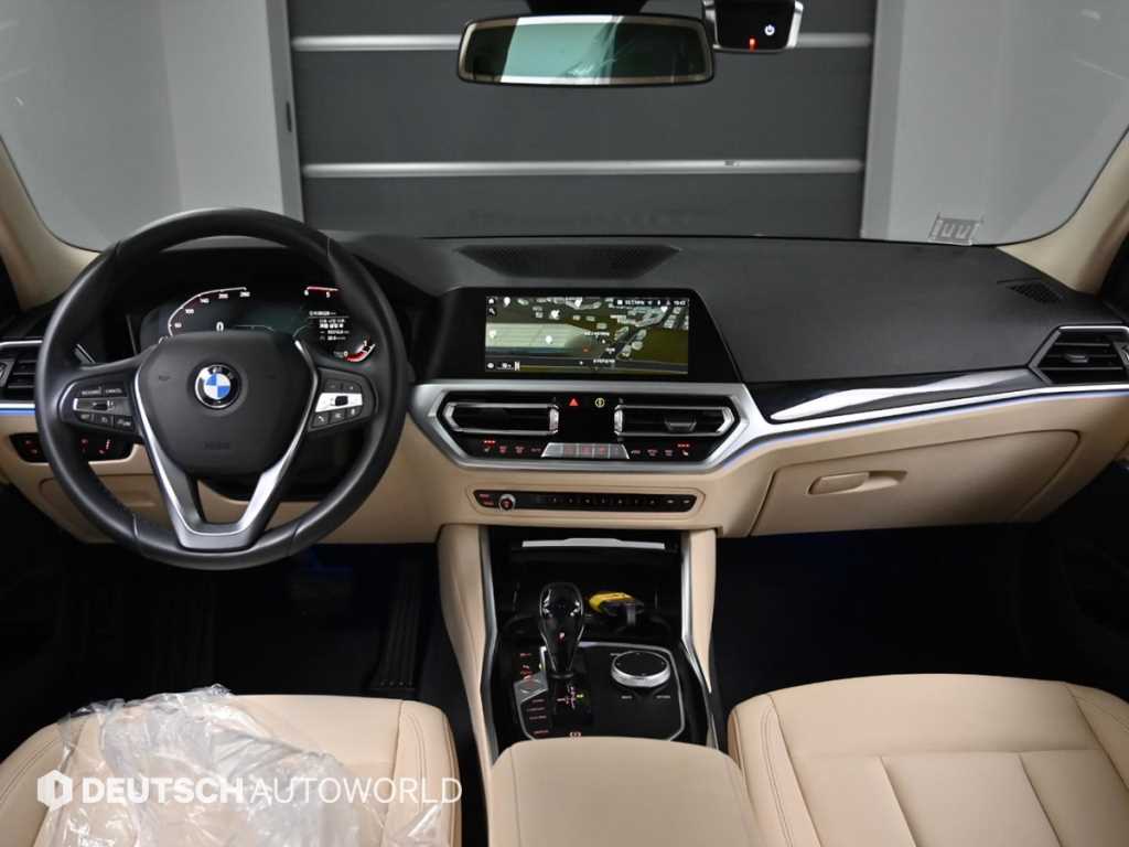 BMW 3 Series 320d 8