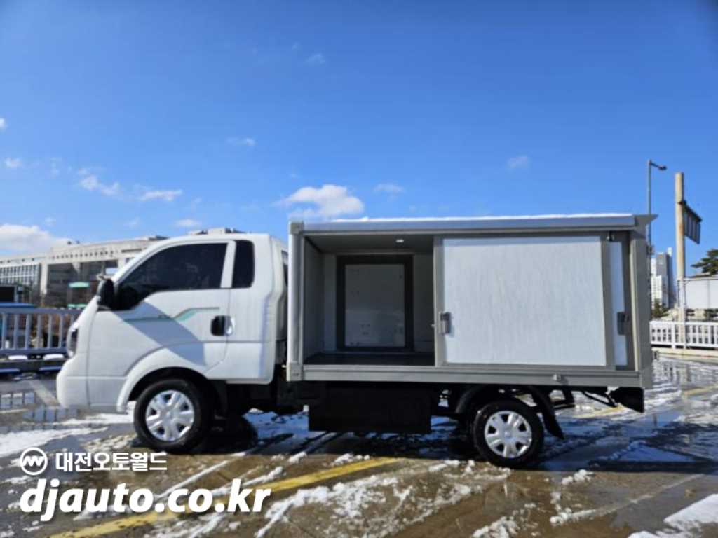 기아 봉고3 1톤 저상탑 전기 - 중고 트럭 매물 이미지