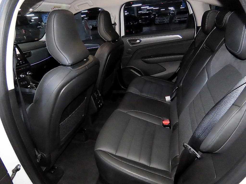 Renault XM3 1.3 TCe RE Signature 8