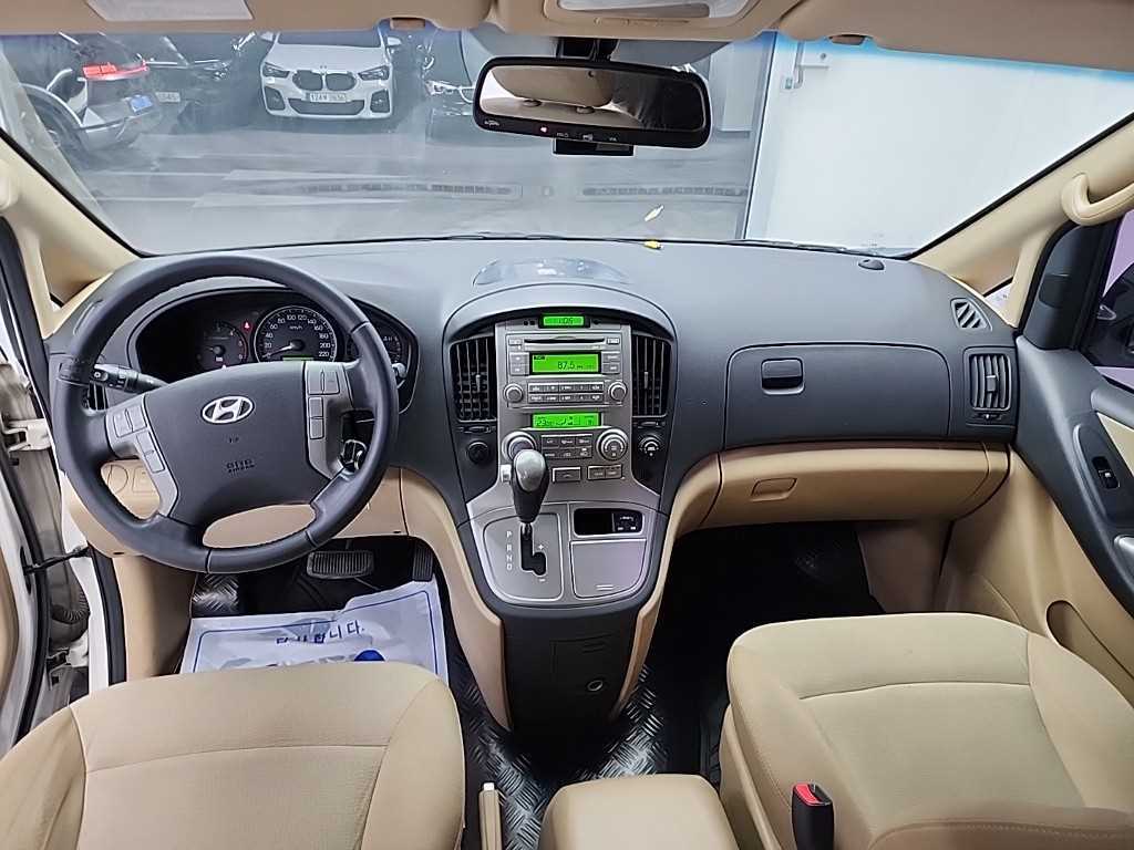 Hyundai Starex Wagon HVX VIP Pack 8