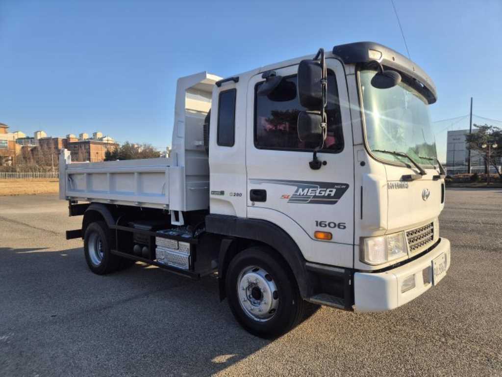 현대 메가트럭 화물덤프 4.5톤 - 중고 트럭 매물 이미지