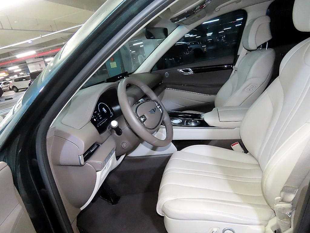Genesis GV80 Gasoline 2.5T 2WD 7