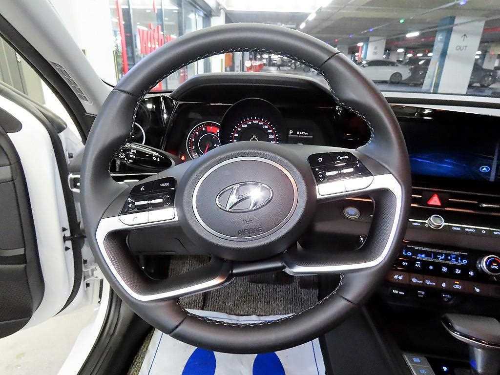 Hyundai Avante 1.6 Modern 9