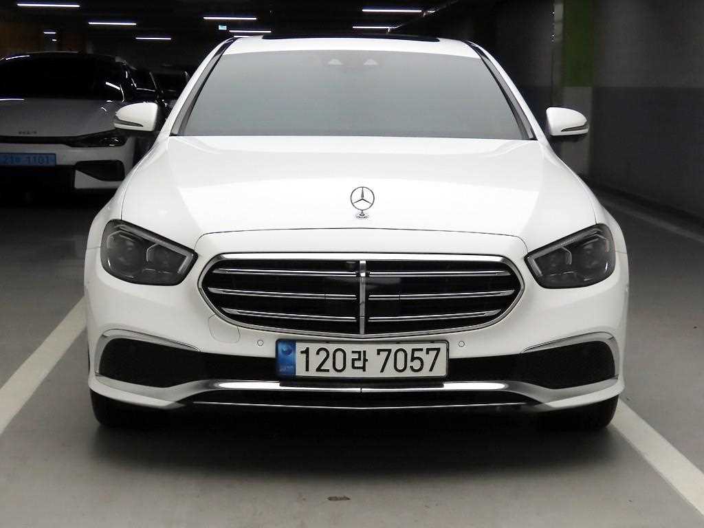 Mercedes-Benz E-Class E220d 4MATIC Exclusive