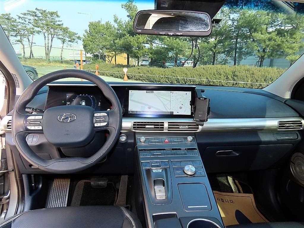 Hyundai Nexo Premium 8