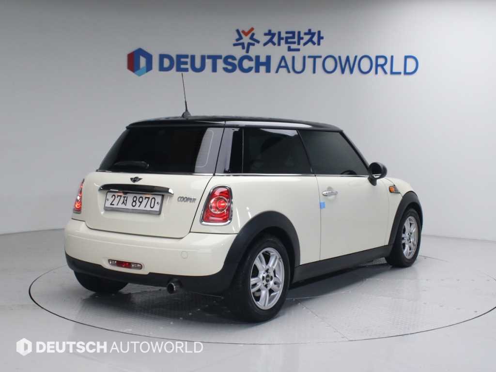 MINI 쿠퍼 SE 사진 2/20