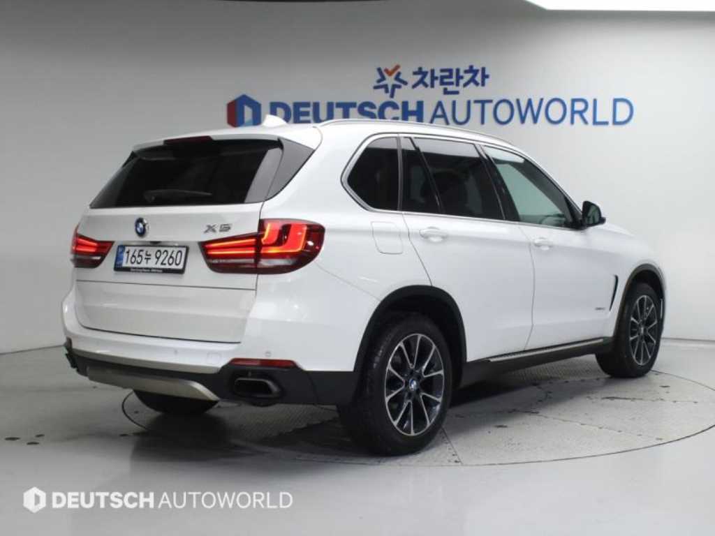 BMW X5 xDrive 50i 사진 2/20
