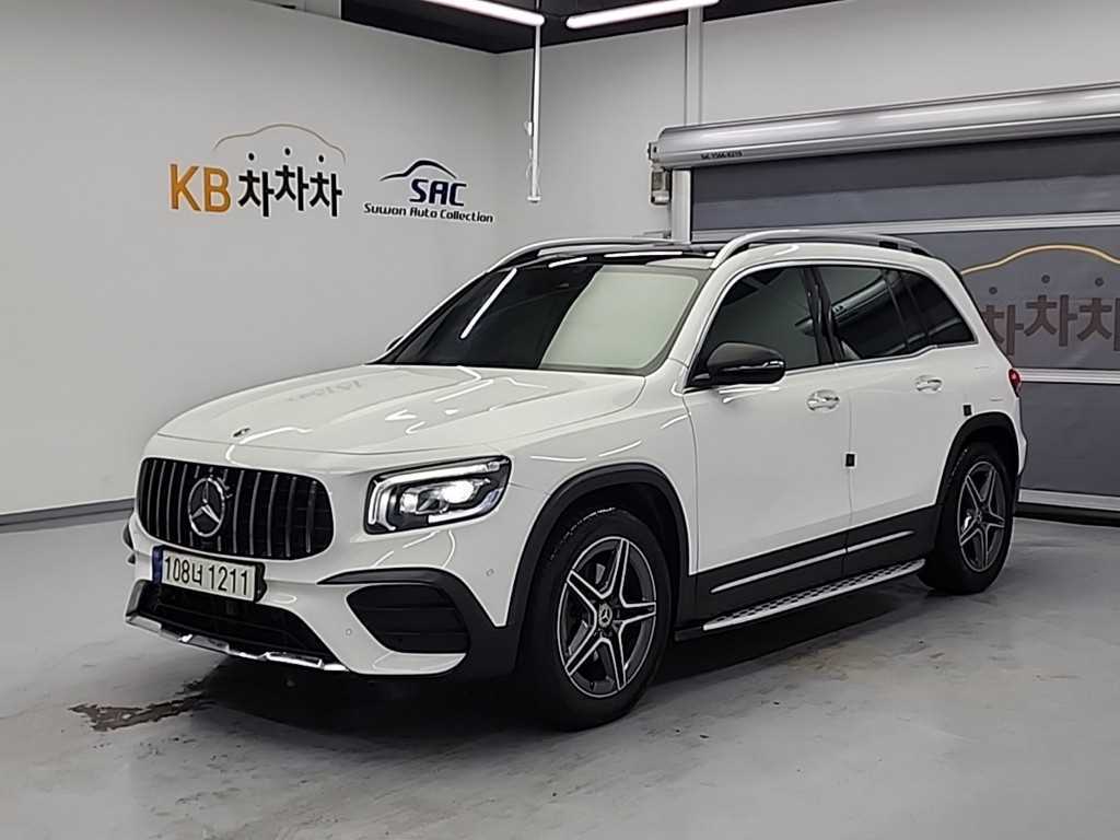 Mercedes-Benz GLB-Class GLB250 4MATIC 2