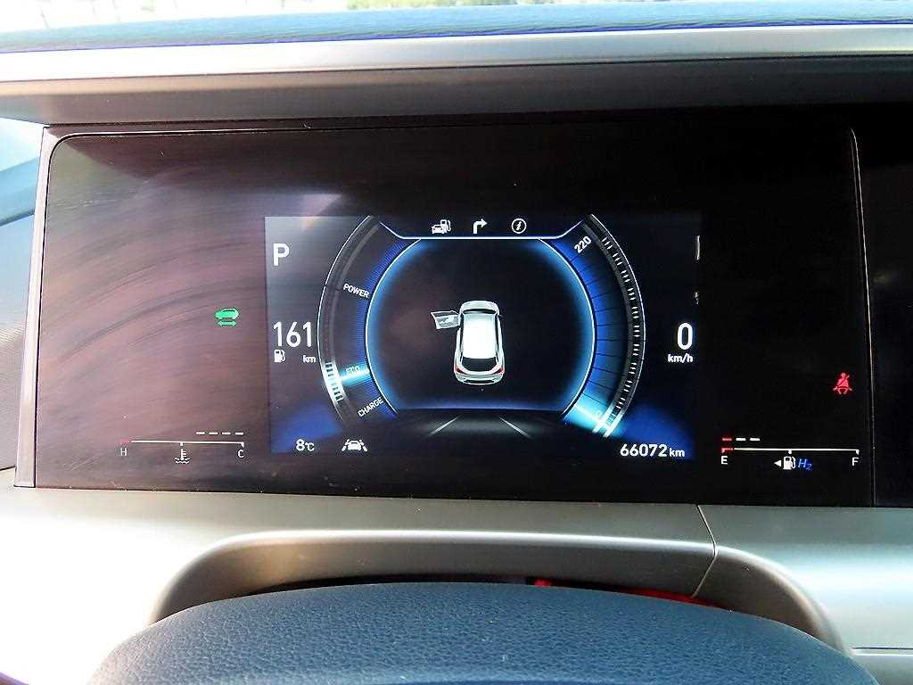 Hyundai Nexo Premium 10