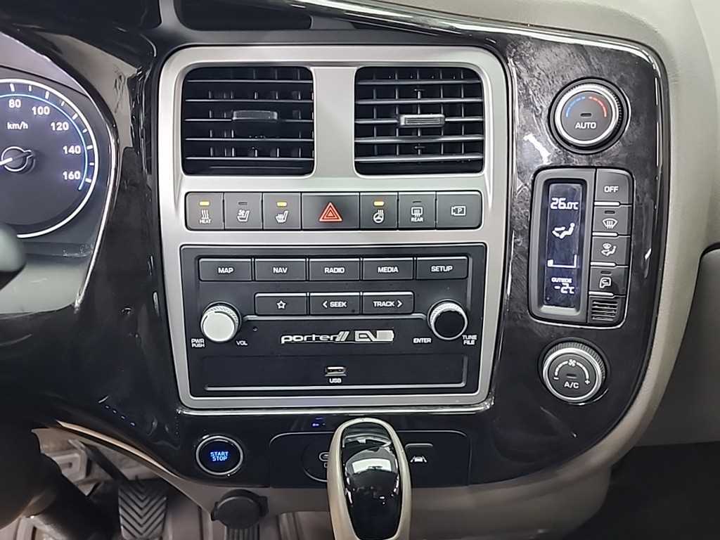 Hyundai Porter 1.0 Ton/ Super Cab/ Long Wheelbase/ Premium Special 10