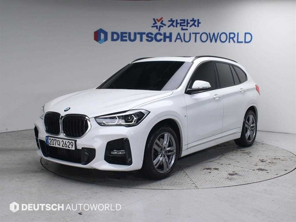 X1 (F48) xDrive 20i M 스포츠 2022년식