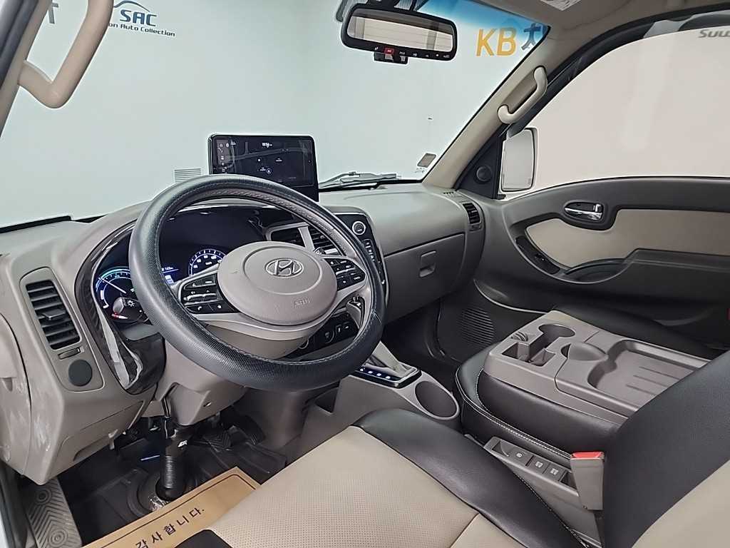 Hyundai Porter 1.0 Ton/ Super Cab/ Long Wheelbase/ Premium Special 7