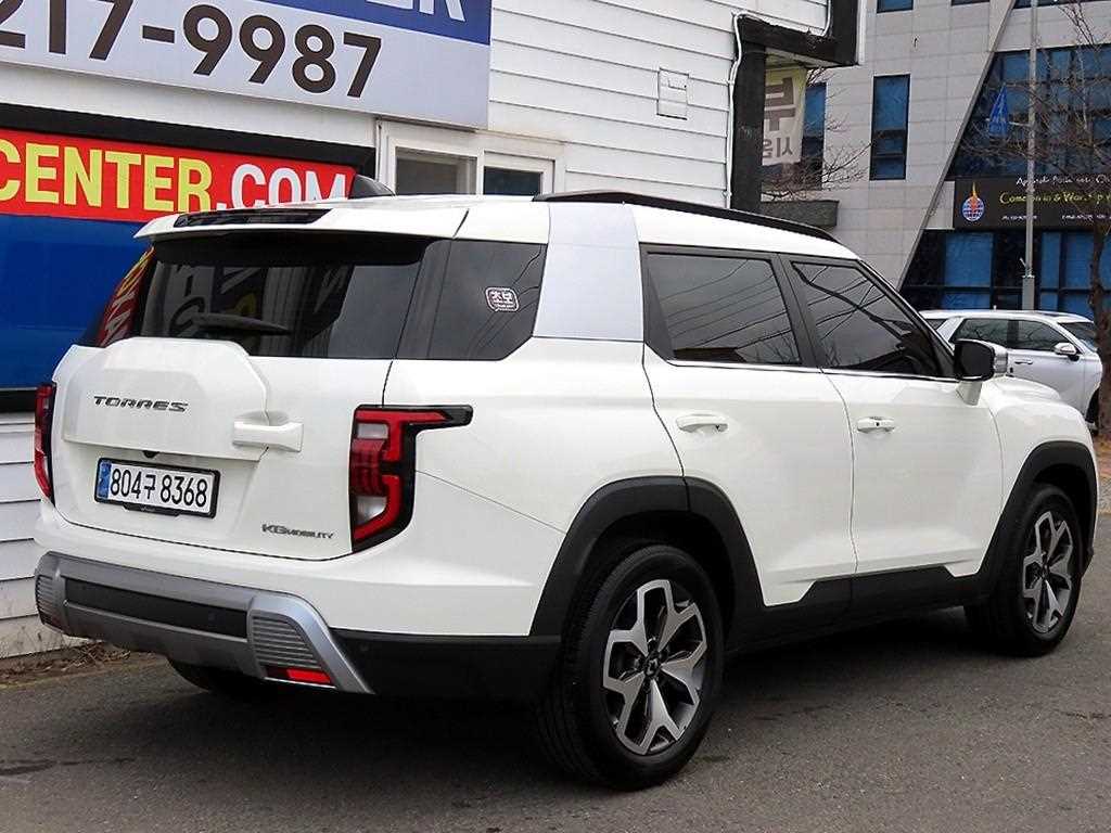 KG Mobility (Ssangyong) Torres 1.5 GDI-T 2WD TV7 4