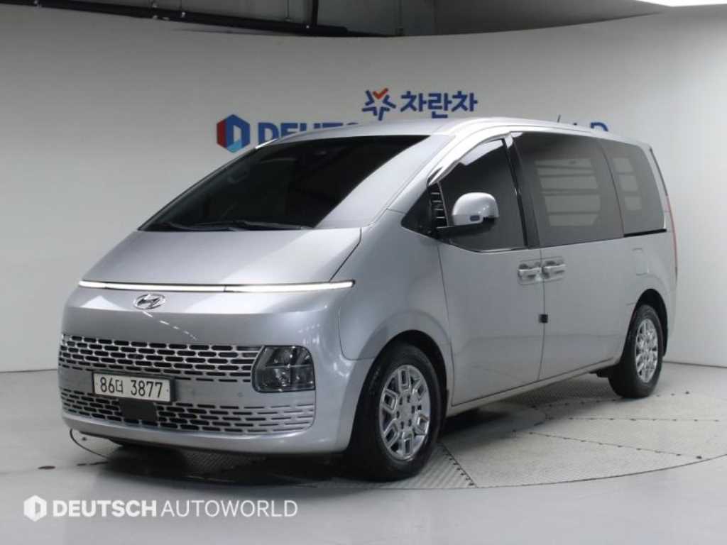 Hyundai Staria 2WD Diesel Cargo Modern