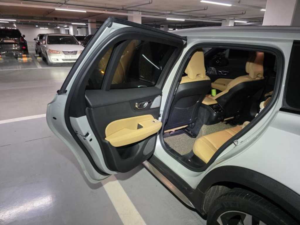 Volvo V60 2.0 B5 Pro AWD 8