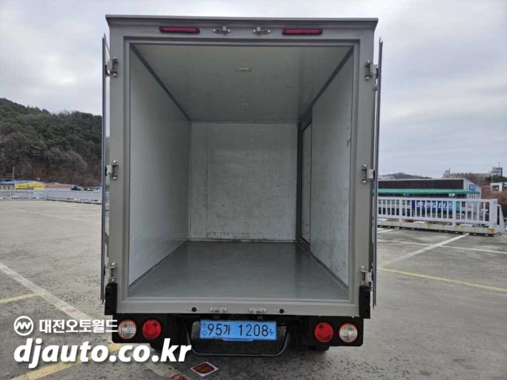 기아 봉고3 1톤 표준탑 전기 - 중고 트럭 매물 이미지