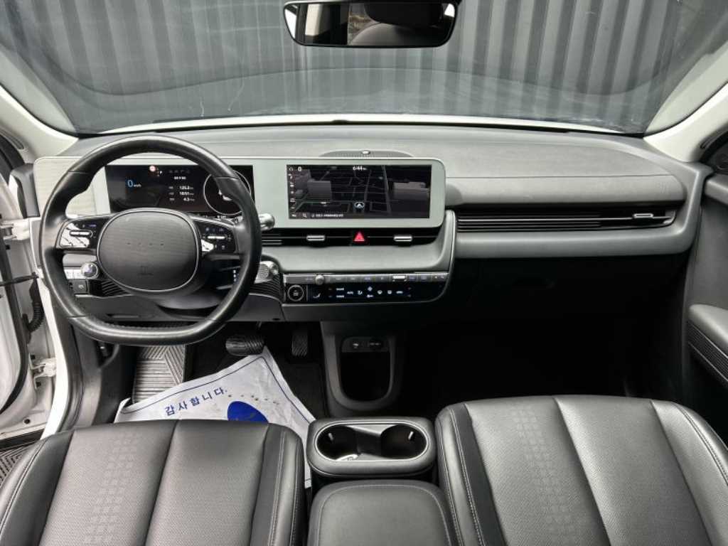 Hyundai IONIQ Long Range Exclusive 10