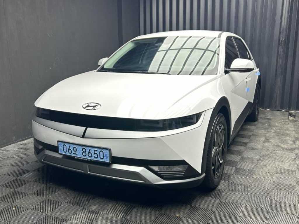 Hyundai IONIQ Long Range Exclusive 2
