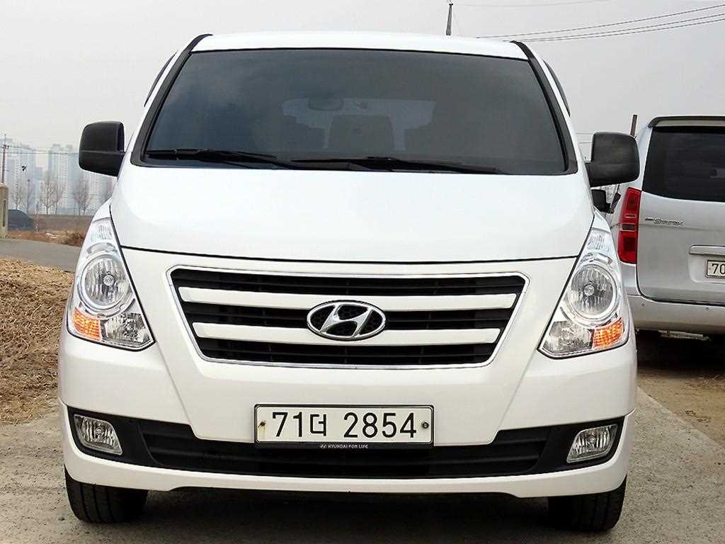 Hyundai Starex Wagon Modern
